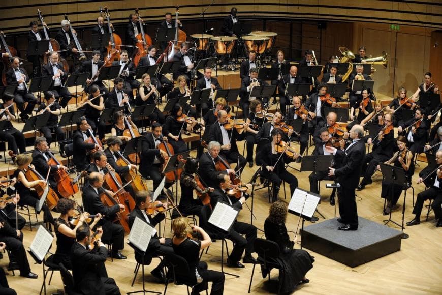 Photo of the Budapest Festival Orchestra on stage