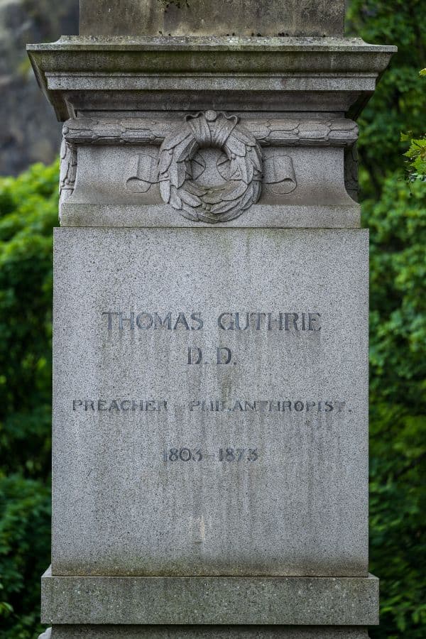 Engraved marble statue to Thomas guthrie