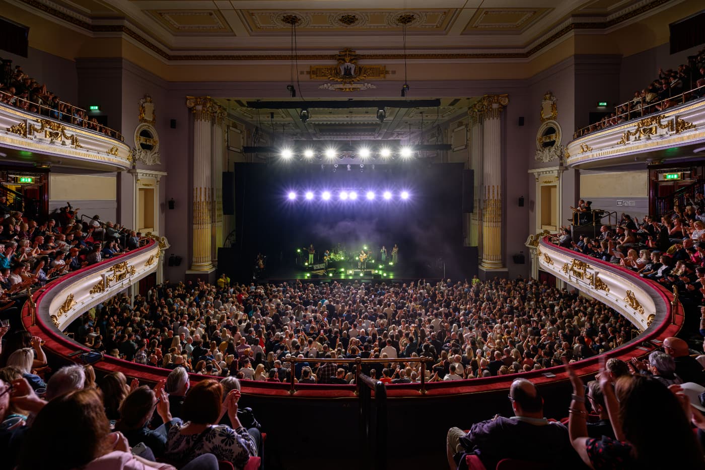 Wide angle view of full audience at the Teskey Brothers performance.