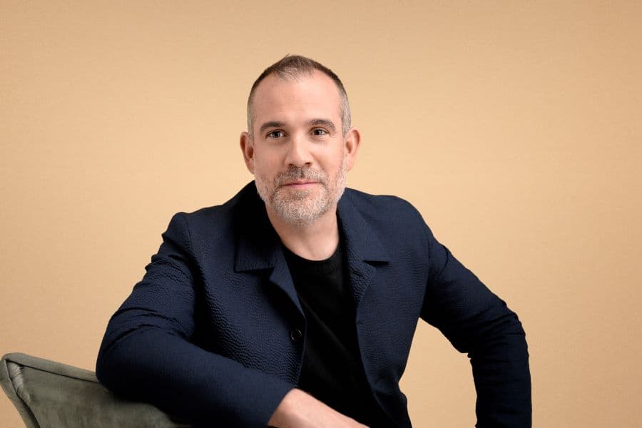 Image of Xand Van Tulleken in suit jacket