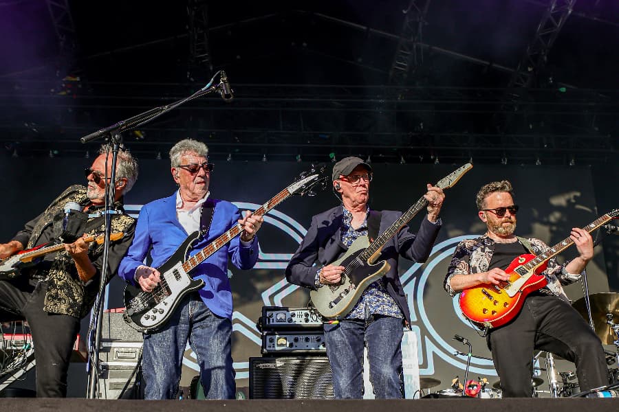 10cc on stage