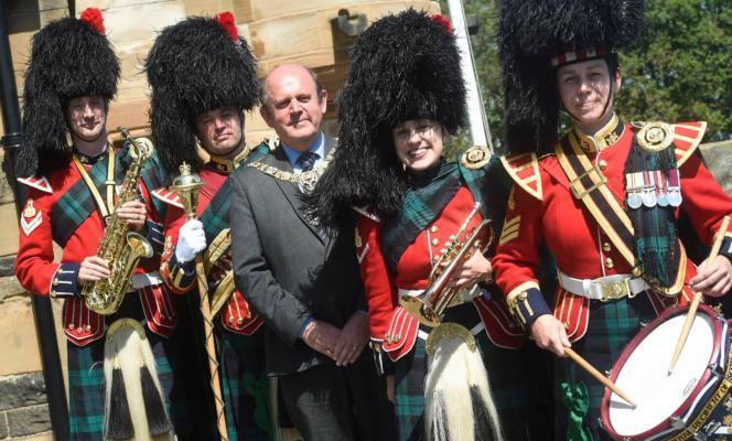 The Lord Provost with Pipers at 2018 Remembrance Service